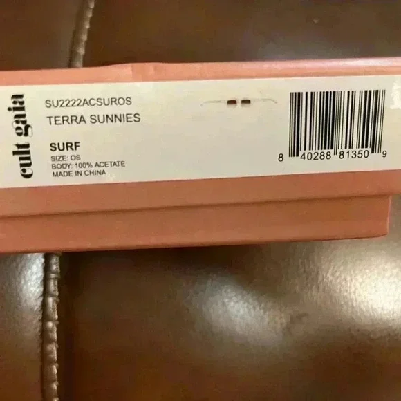 NIB Cult Gaia Terra Rectangular Frame Sunglasses Surf Green - Picture 5 of 5